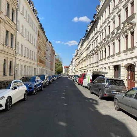 3-Room Karl-Heine * Leipzig