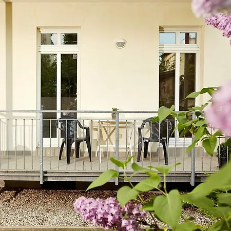 3-Room Karl-Heine