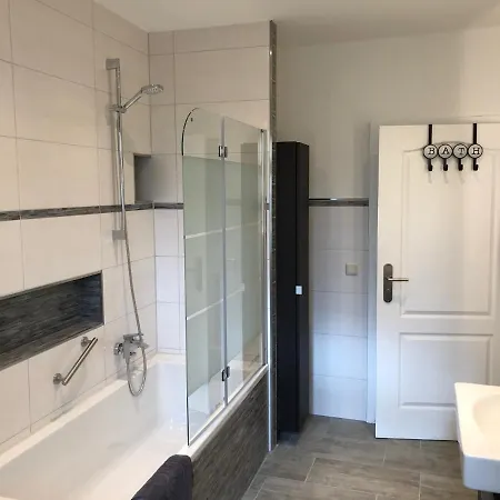 3-Room Karl-Heine *
